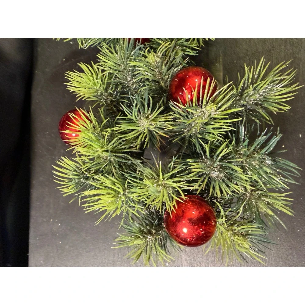 Unbranded pair festive